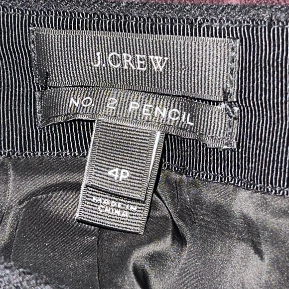 J.Crew NO. 2 Pencil wool skirt. Size 4P in black. GUC - Picture 7 of 9